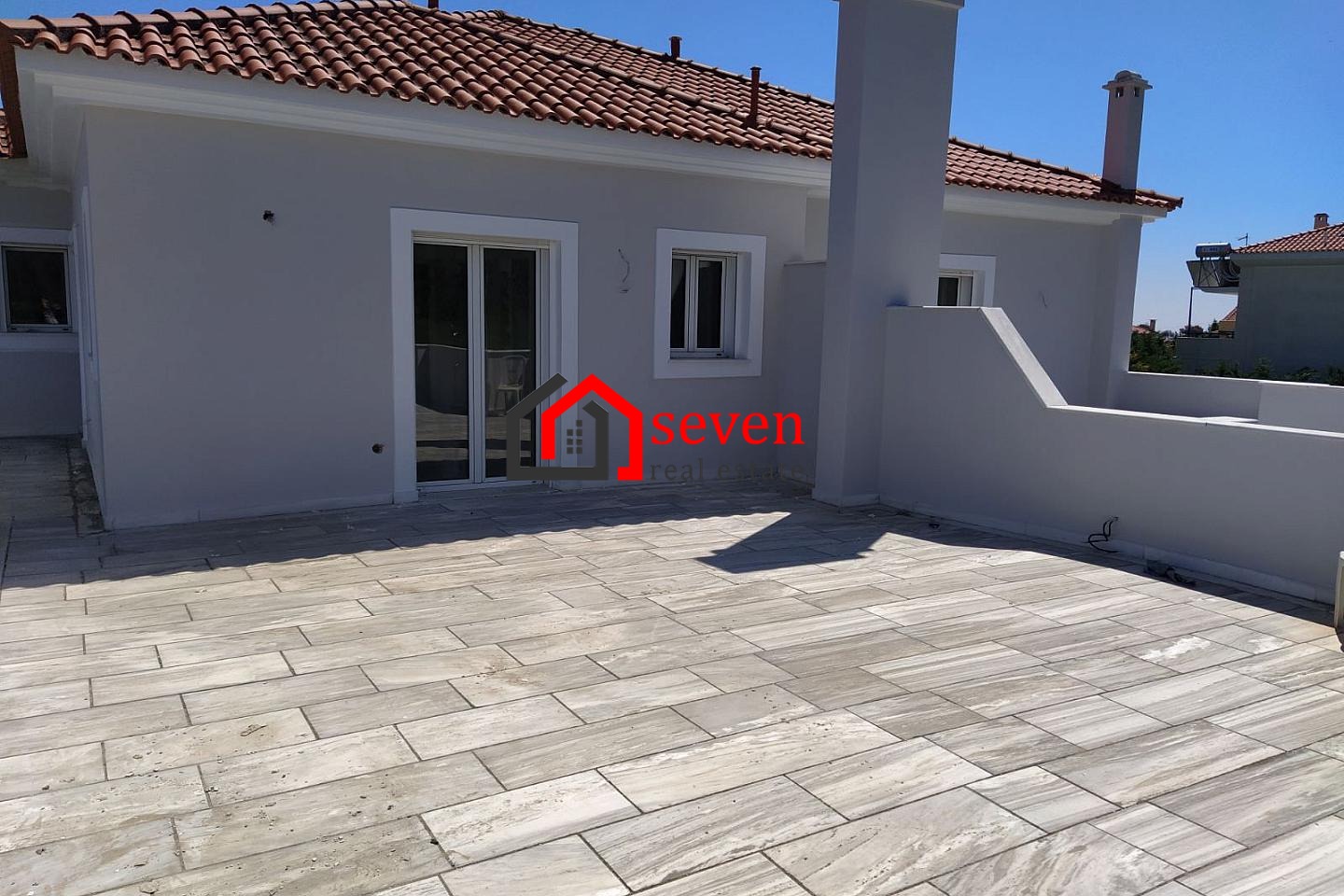 property-img